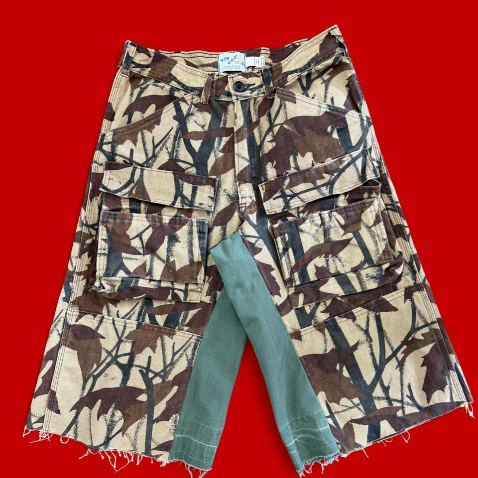 FDNY ‘Balas Con Nombres’ Hunting Camo Cargo Shorts